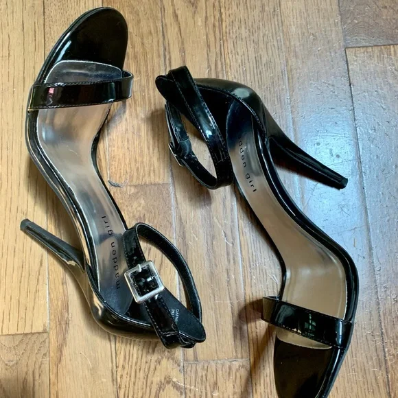 Women’s Madden Girl “Dafney” Black Patent Dress Sandal Size 10M - Picture 7 of 8